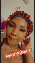 Load and play video in Gallery viewer, BLACK OG SILK REVERSIBLE BONNETS
